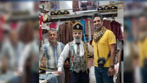 تارو پودی از عشق؛ روایت سنتی‌دوزی کبیر (کاظمی)